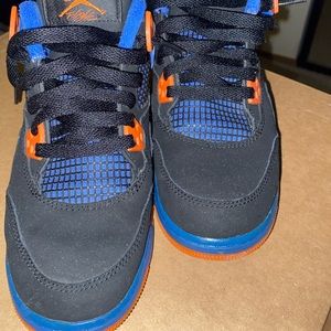 Jordan 4 Retro -CAVS, size 6Y(GS), colorway: Black/orange/royal